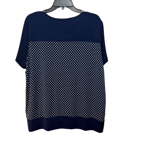 Alfred Dunner Navy short sleeve top with white polka dots. Size L - Picture 3 of 5